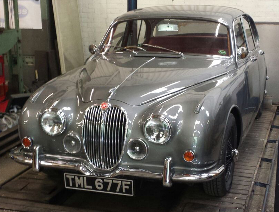 Classic Cars & Vintage Vehicles Classic Cars & Vintage Vehicles